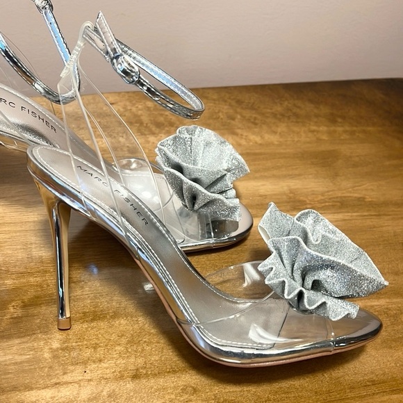 Marc Fisher Silver Women's Heels - Picture 5 of 12